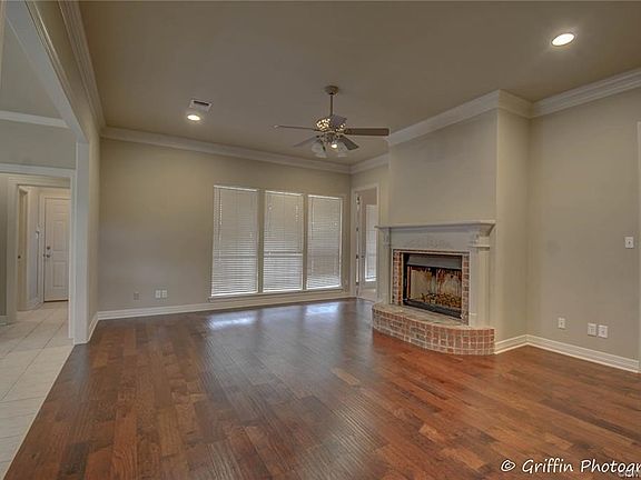3rd image of 6018 Kateland Cir