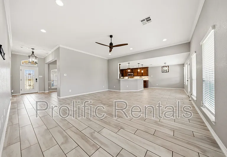 6101 Cordillera Dr — Photo 9