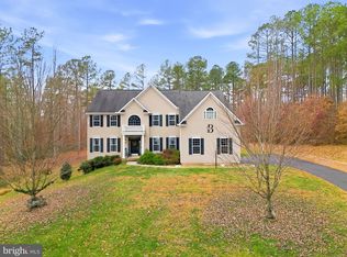 51 Serene Hills Dr, Fredericksburg, VA 22406