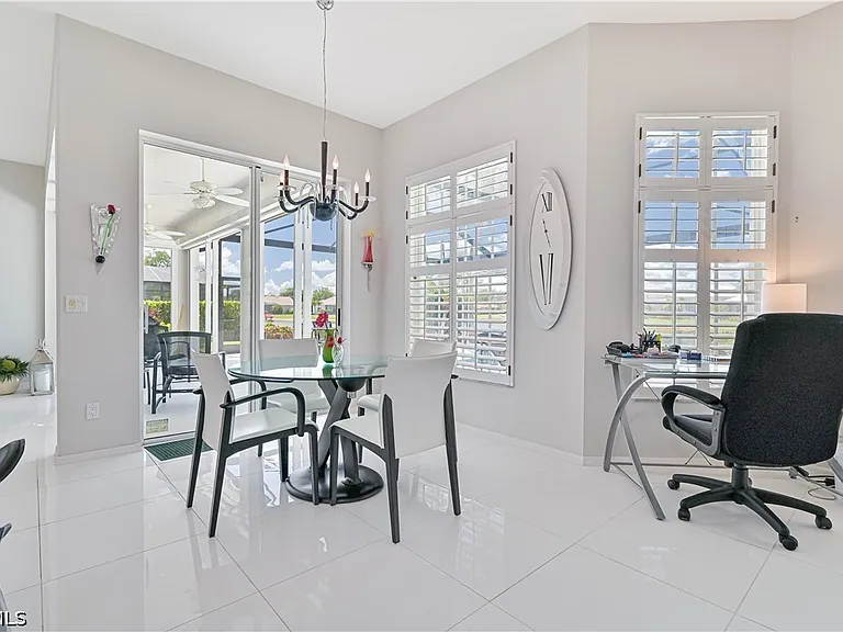 3681 Lakemont Dr — Photo 16
