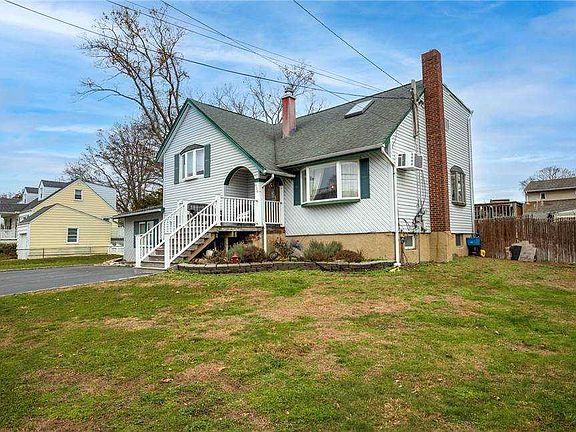 3rd image of 434 N Alleghany Ave