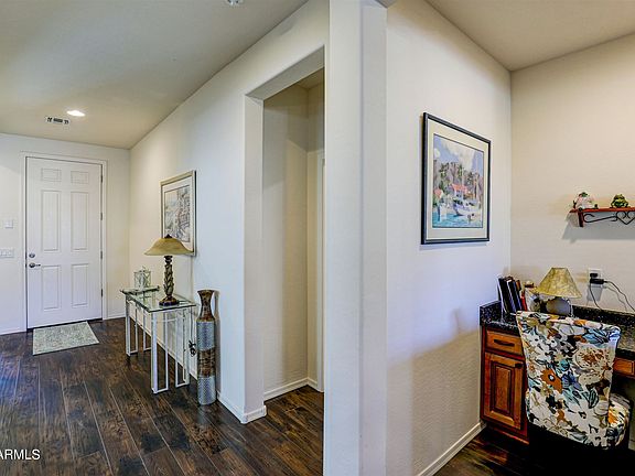 4th image of 41602 W Summer Wind Way