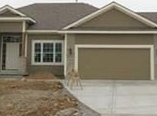8511 N Donna Ct, Kansas City, MO 64153