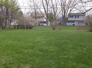 989 Martin Ave, Fond Du Lac, WI 54935