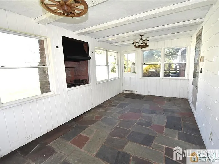 195 New York Ave — Photo 22