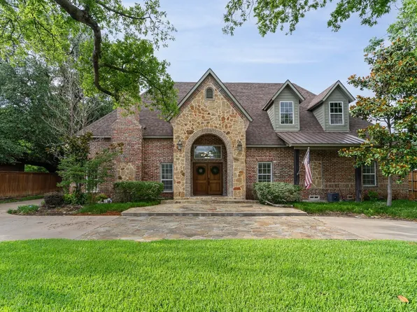 6923 Royal Ln, Dallas, TX 75230
