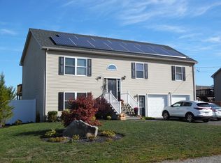 112 Lynwood St, Fall River, MA 02721