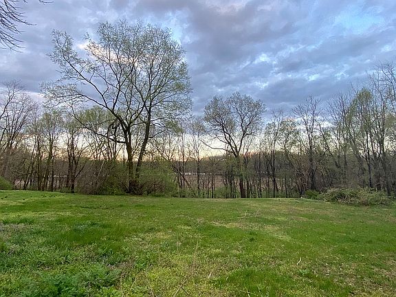 Seasonal, south river views