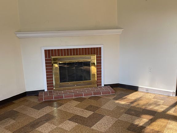 4th image of 7306 Oak Ridge St