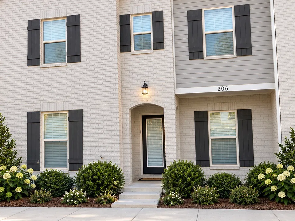 206 Massee Cir