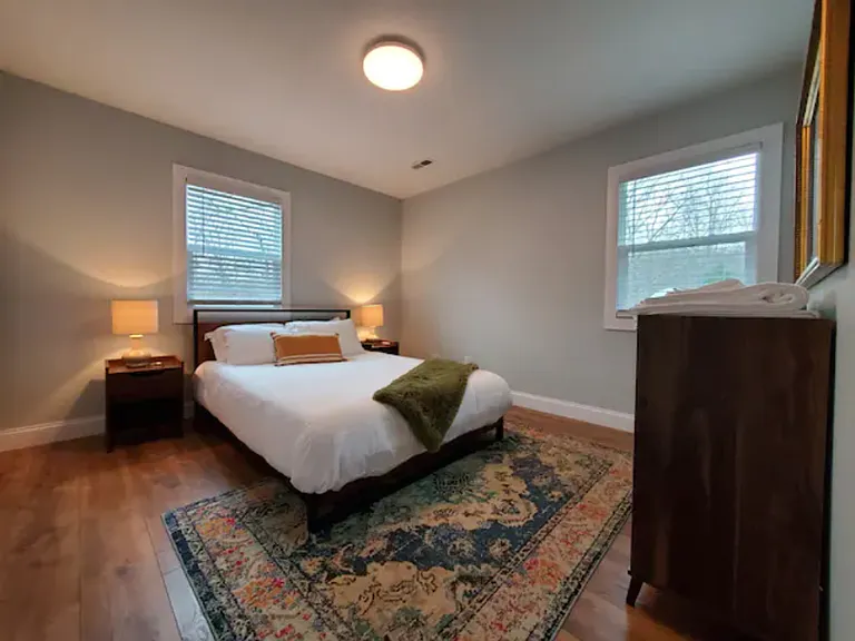 328 Kelford Ln — Photo 11