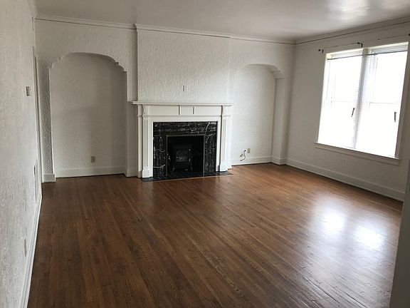 2nd image of 2417 N University St APT 1