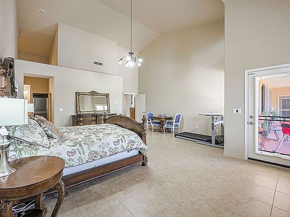 4th image of 9069 N 109th Pl