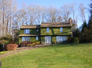 70 Shagbark Dr, Southington, CT 06489