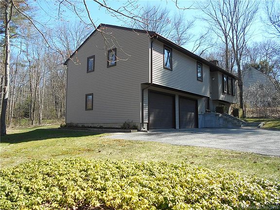 3rd image of 44 Vista Dr