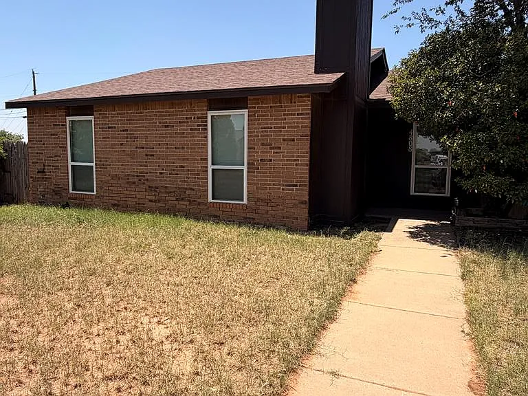 4808 W Cuthbert Ave #B — Photo 1