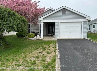 21 Mansfield Ave, Manchester, NJ 08759