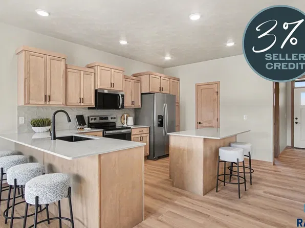 9303 W 43rd St, Sioux Falls, SD 57106