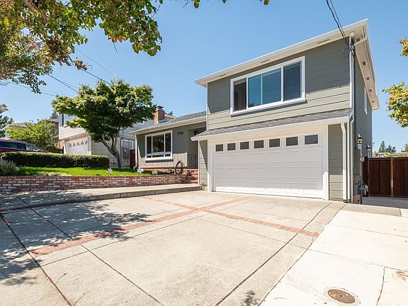 3rd image of 4486 Lawrence Dr