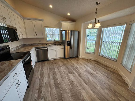2nd image of 4694 Prairie Point Blvd