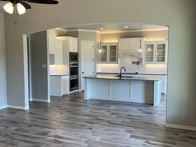 173 Crenshaw Ct — Photo 5