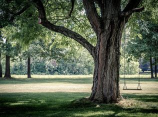 2 Hillcrest Rd, Maplewood, NJ 07040