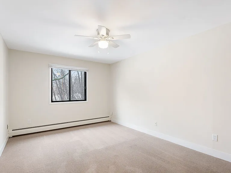 621 Santa Vera Dr — Photo 28