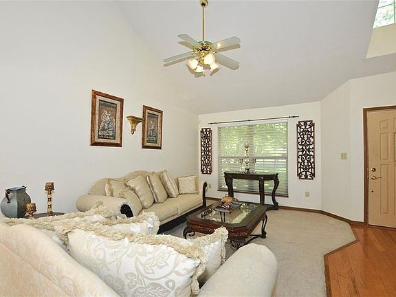 3rd image of 5346 Old Barn Dr