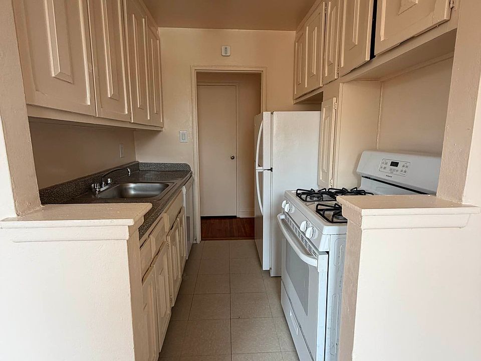 2nd image of 14241 41st Ave APT 501