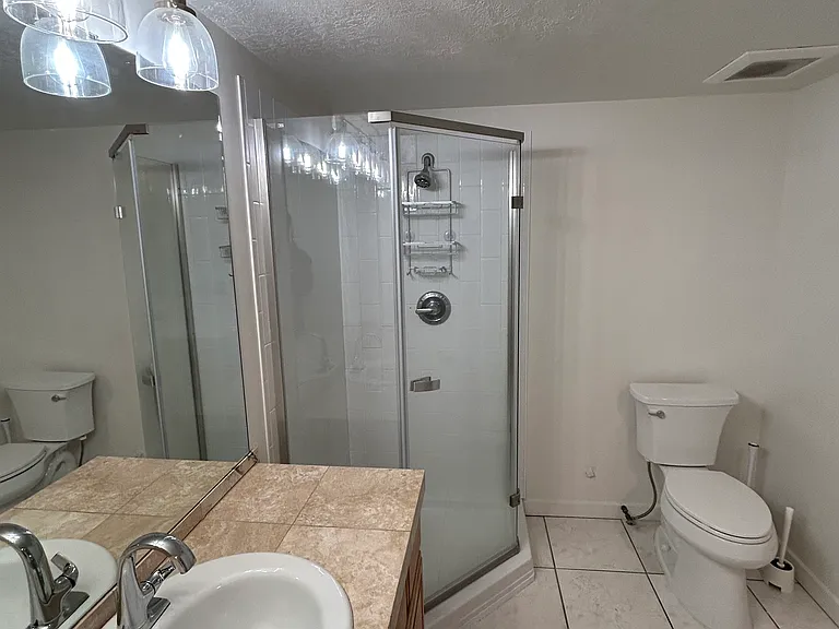 926 E Riparian Dr #2 — Photo 6