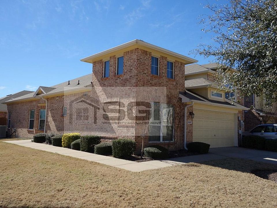 1st image of 9997 Fleetwood Dr