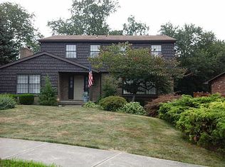 219 Westminster Dr, Coraopolis, PA 15108