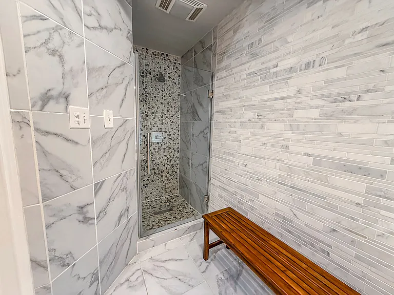 2615 Winding Hollow Ln — Photo 13