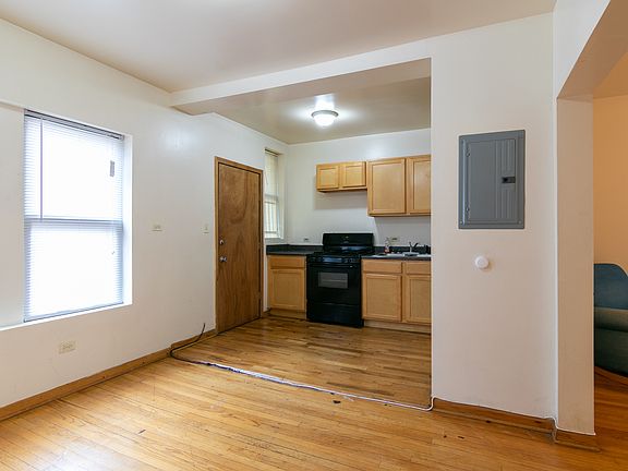 3rd image of 7337 S Coles Ave APT 2E