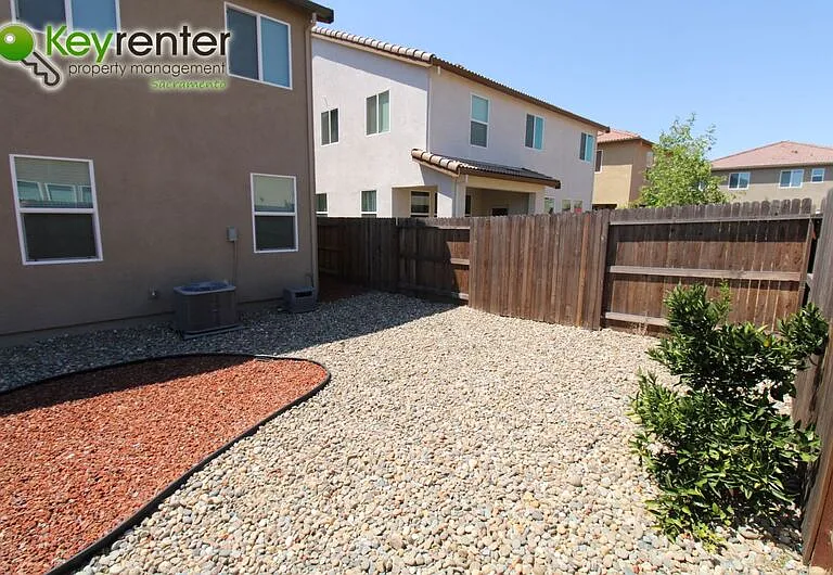 3055 Island Creek Way — Photo 33