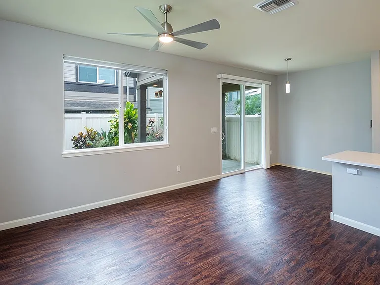 91-1160 Kamakana St #805 — Photo 7