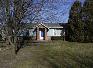 1330 N Buena Vista Rd, Kendallville, IN 46755