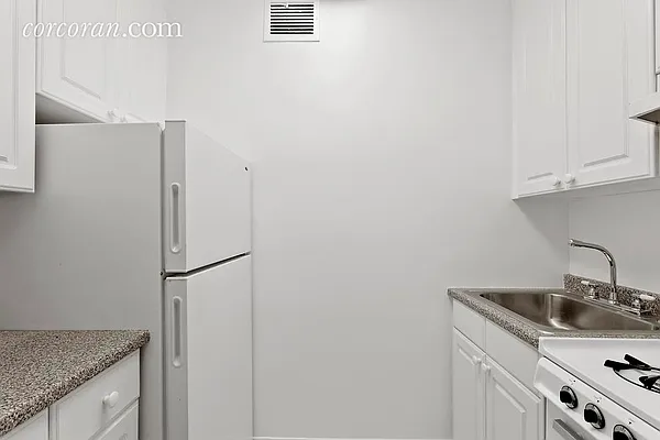 Rented by Corcoran | media 20