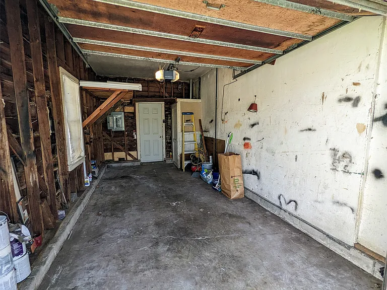 1317 S Darlington Ave — Photo 22
