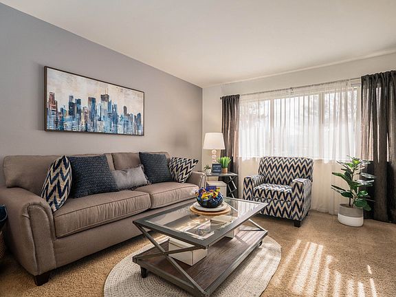 Spacious Living Room at Drawbridge Apartments East in Harrison Township, MI