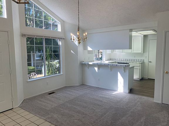 2nd image of 1284 Chilanian Ln