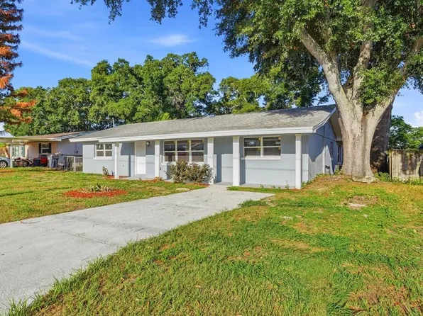 137 Lowell Rd, Winter Haven, FL 33884