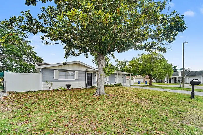 3528 Rock Royal Dr — Photo 3