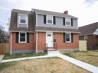 3026 Oak Forest Dr, Parkville, MD 21234