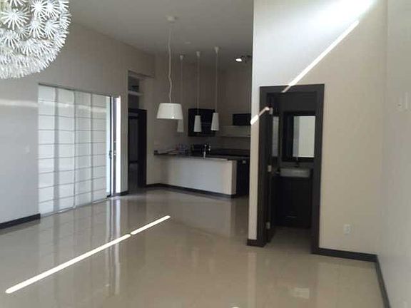 2nd image of 6609 Woodlands Ave