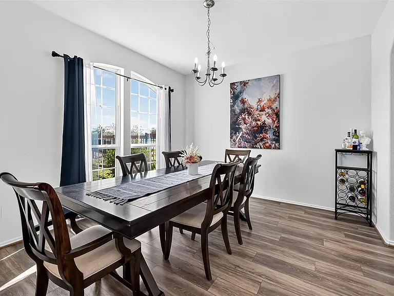 1601 Darwin Cedar Dr — Photo 6