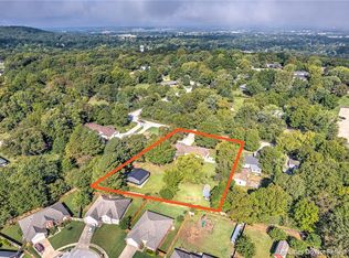 2800 N Old Wire Rd, Fayetteville, AR 72703