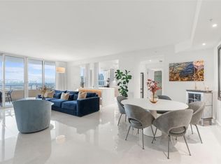 848 Brickell Key Dr APT 2705, Miami, FL 33131