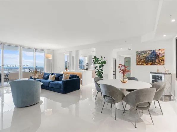 848 Brickell Key Dr APT 2705, Miami, FL 33131