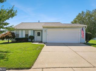 319 Wagon Wheel Cir, Columbus, NJ 08022